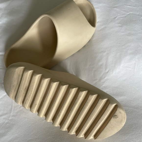 Nude rubber slides - Picture 4 of 7